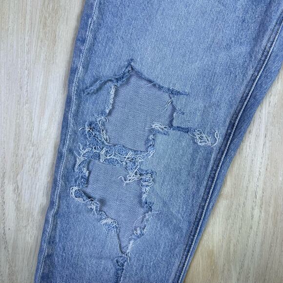 American Eagle Strigio Mom Jean Distressed Destroyed Ripped High Rise Jeans 0 - Picture 5 of 16